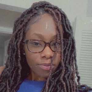 Meet your Posher, Kiki